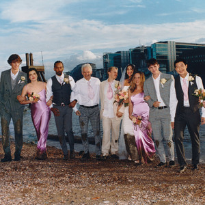 Cover del álbum Right Place, Wrong Person